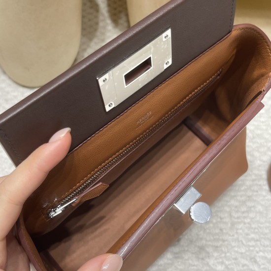 【New カラー】2023 Mauve Pale  モーヴ・ペール &0G/Rouge Sellier  ルージュセリエ mini24/24 地味でノンチャラントなミニバッグ｜肩紐可変＆マルチウェア対応