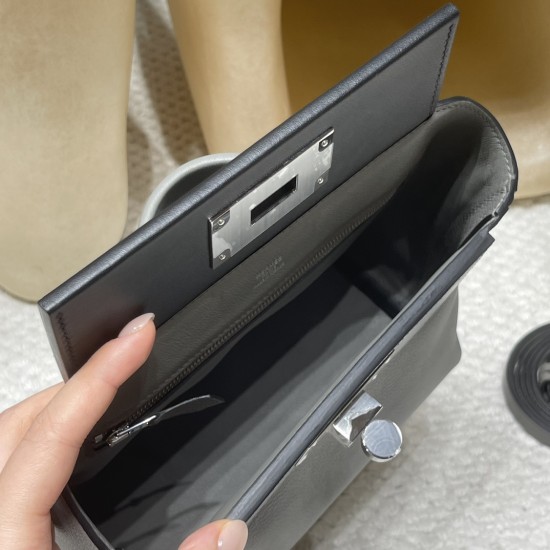 【New カラー】0L 0L/ Gris Meyer   グリメイヤー 89 ブラック mini24/24 地味でノンチャラントなミニバッグ｜肩紐可変＆マルチウェア対応