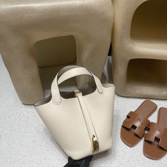 ピコタンロック18/PM トリヨンクレマンス CLEMENCE TC picotin I8 S2/ /Trench トレンチ 【2024年春夏新色】 ゴールド金具 全手縫い ピコタンロック18/PM トリヨンクレマンス CLEMENCE TC picotin I8 S2/ /Trench トレンチ 【2024年春夏新色】 ゴールド金具 全手縫い