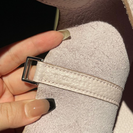 ピコタンロック18/PM トリヨンクレマンCLEMENCE  TC  09 Mauve Pale  2023   モーヴ・ペール エルメスの2022AWに発表された新色  シルバー金具 全手縫い