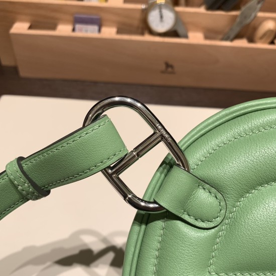 エルメス In the loop スイフト Swift 3I/Vert Criquet  ヴェールクリケット ゴールド金具   Intheloop-062 全手縫い