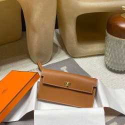 「Madame 37 Gold ケリーポケット ロングウォレット｜カードスロット・ジップポケット・着脱式ハンドル付き マダム 金扣 高級感デザイン」
