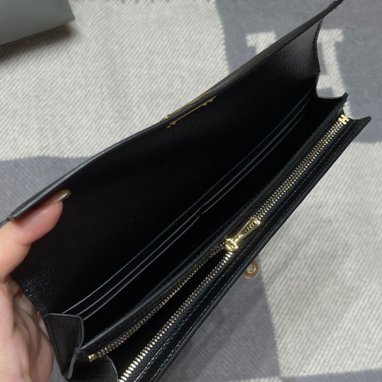 Chevre 89 Black ケリーポケット ロングウォレット|カードスロット・ジップポケット・着脱式ハンドル付き シェブルミゾル 金扣 ミニマルデザイン Chevre 89 Black ケリーポケット ロングウォレット|カードスロット・ジップポケット・着脱式ハンドル付き シェブルミゾル 金扣 ミニマルデザイン