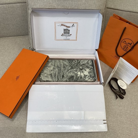 Hermes エルメス パレルモ植物園 140 ショール Hermes エルメス パレルモ植物園 140 ショール