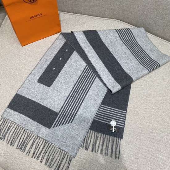 HERMES エルメス Casaque Sangle a Boucle スカーフ HERMES エルメス Casaque Sangle a Boucle スカーフ