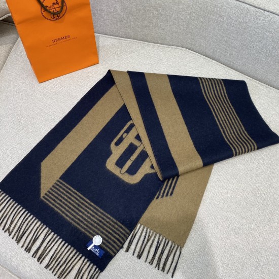 HERMES エルメス Casaque Sangle a Boucle スカーフ HERMES エルメス Casaque Sangle a Boucle スカーフ