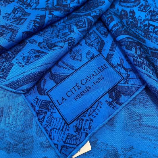 Hermes エルメス 駿馬の都 シルクスカーフ Hermes エルメス 駿馬の都 シルクスカーフ