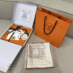 Hermes  エルメス 鞍上の世界 90 スカーフ 