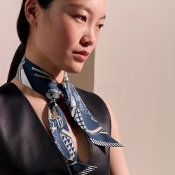 Hermes  エルメス 鞍具フラワーブーケ Twilly スモールスカーフ 