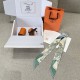 Hermes エルメス 鞍具フラワーブーケ Twilly スモールスカーフ Hermes エルメス 鞍具フラワーブーケ Twilly スモールスカーフ