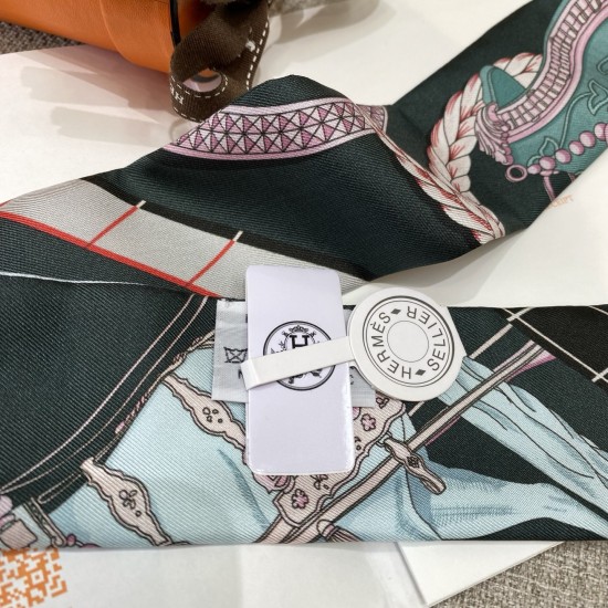 Hermes エルメス グランドアパラット Twilly スモールスカーフ Hermes エルメス グランドアパラット Twilly スモールスカーフ