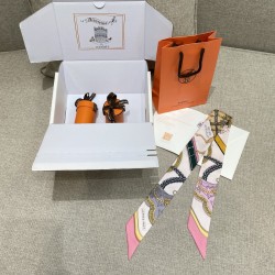 Hermes  エルメス グランドアパラット Twilly スモールスカーフ 