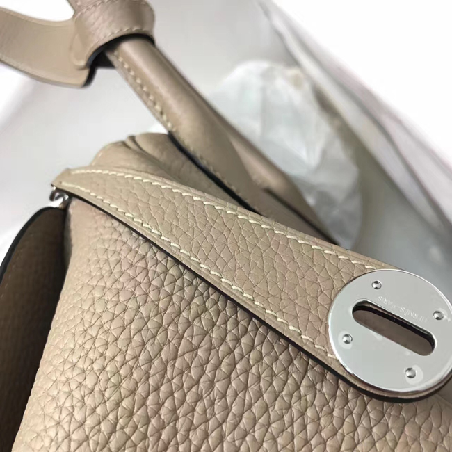 エルメス リンディ26 トゥルティ―ルグレー トリヨンクレマンス シルバー金具