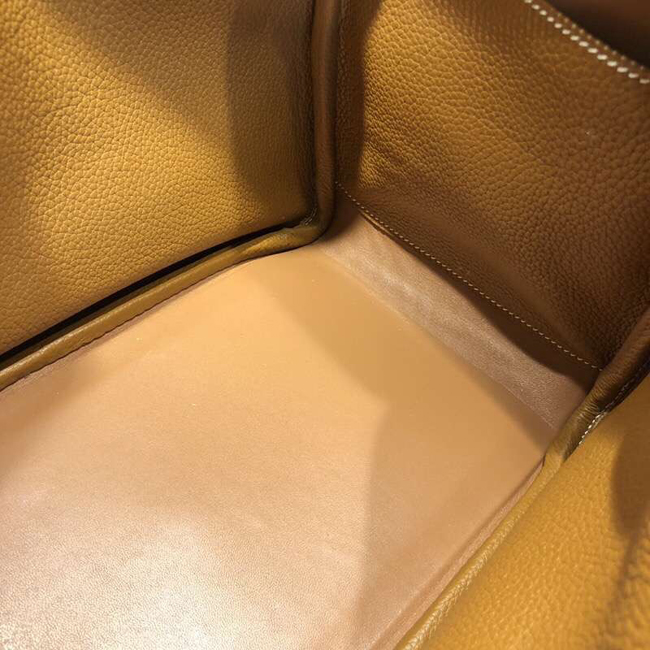 エルメス リンディ30 ゴールド トリヨンクレマンス シルバー金具