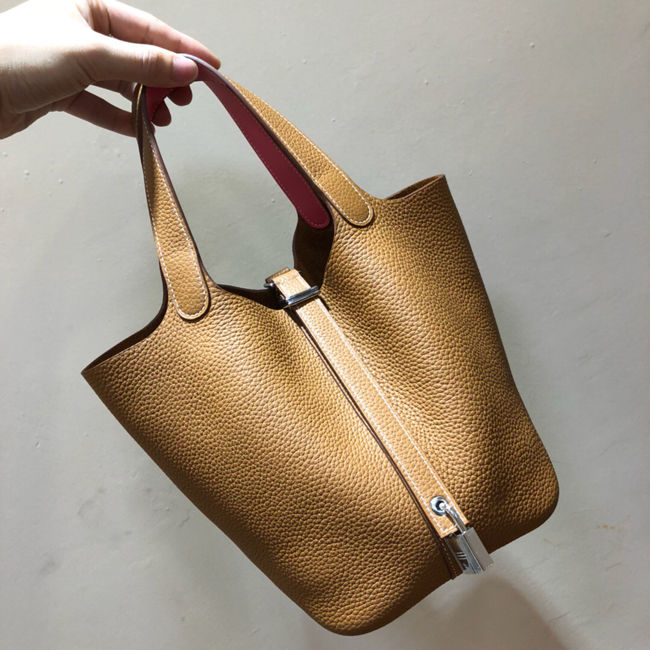 エルメス ピコタンロックエクラMM マグノリア/ゴールド クレマンス シルバー金具