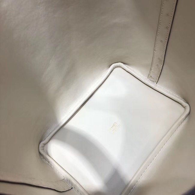 エルメス ピコタンロックPM パールグレー オーストリッチ ゴールド金具