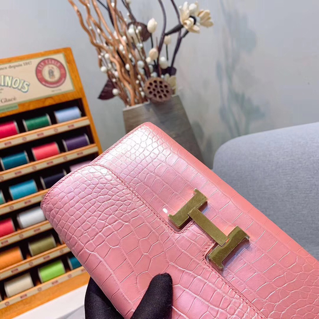 エルメス コンスタンスロング ピンク クロコダイル ゴールド金具